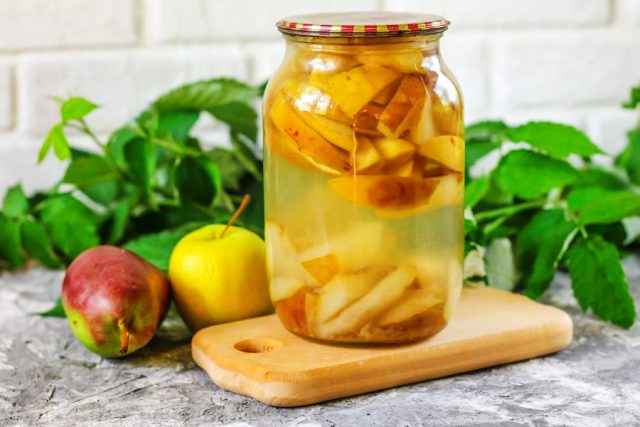 Компот из яблок и груш