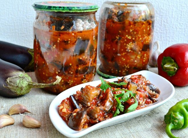 Баклажаны пальчиками с чесноком