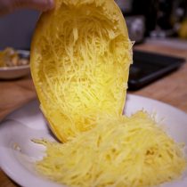 Кабачок-спагетти в разрезе